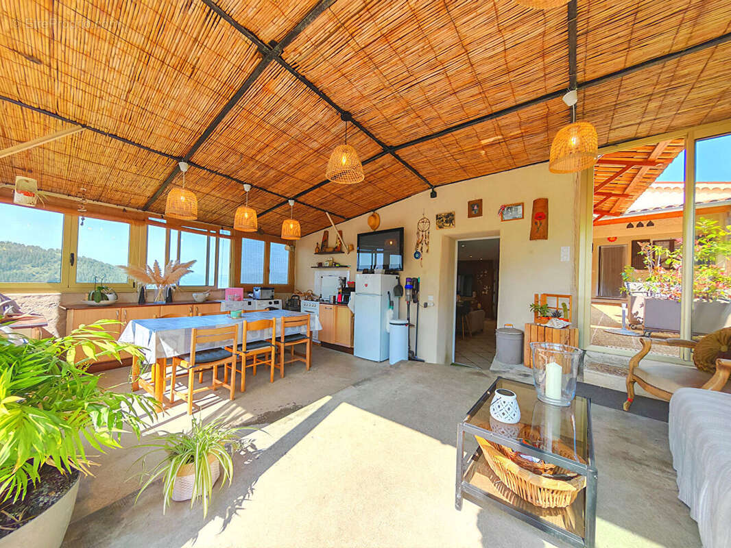 Maison à TOUET-DE-L&#039;ESCARENE