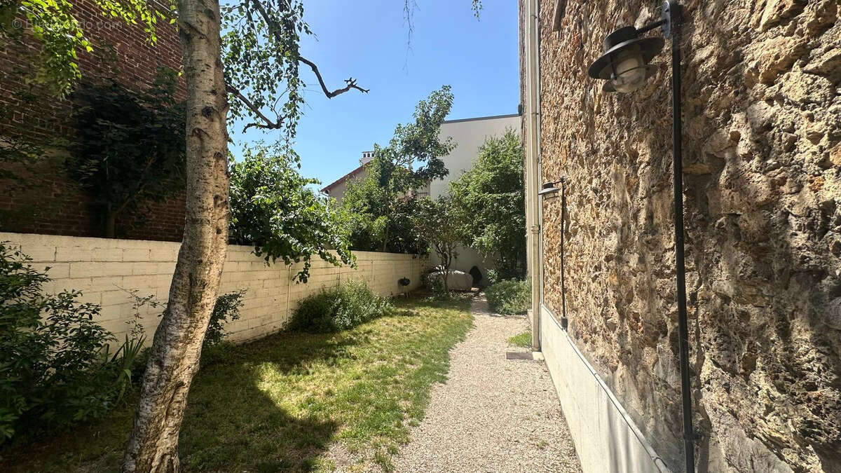 Appartement à BOIS-COLOMBES