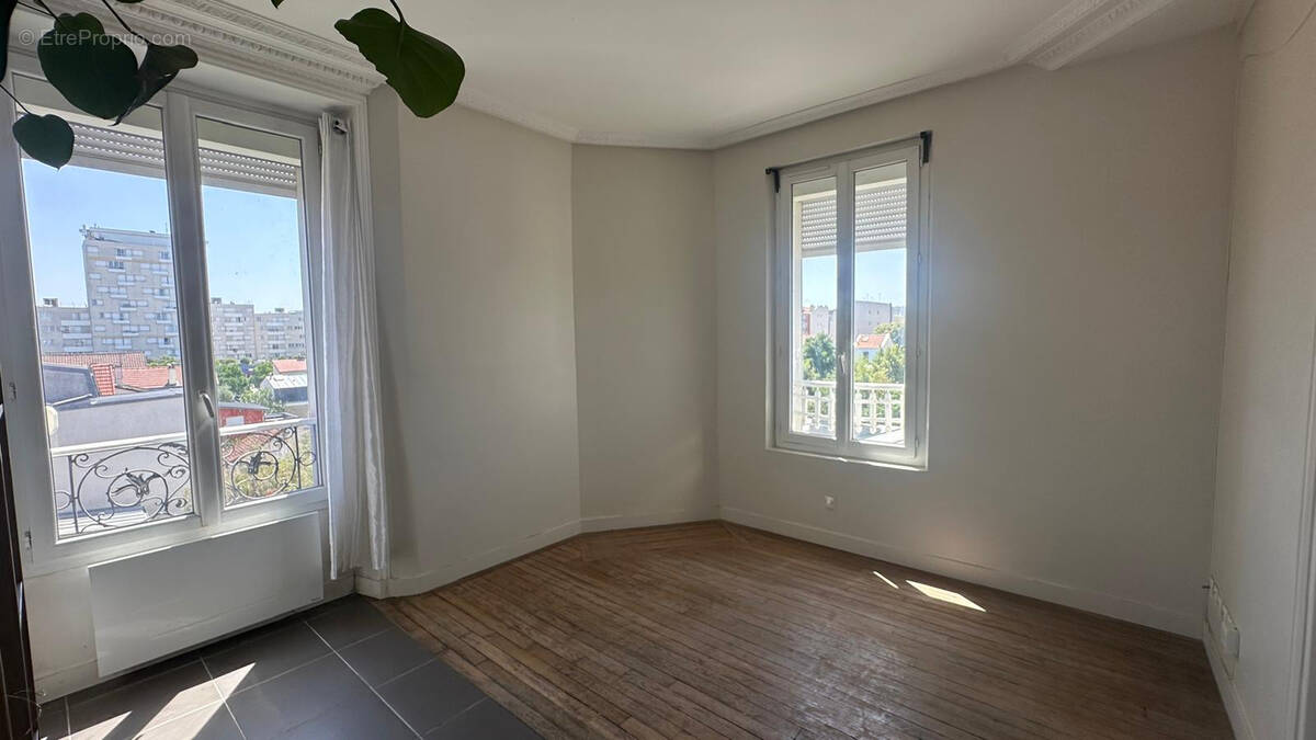 Appartement à BOIS-COLOMBES