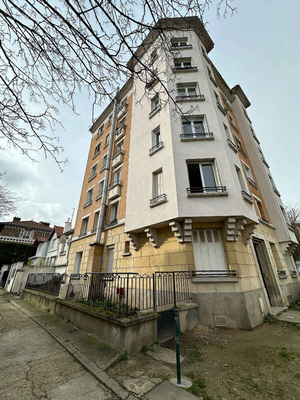 Appartement à COLOMBES