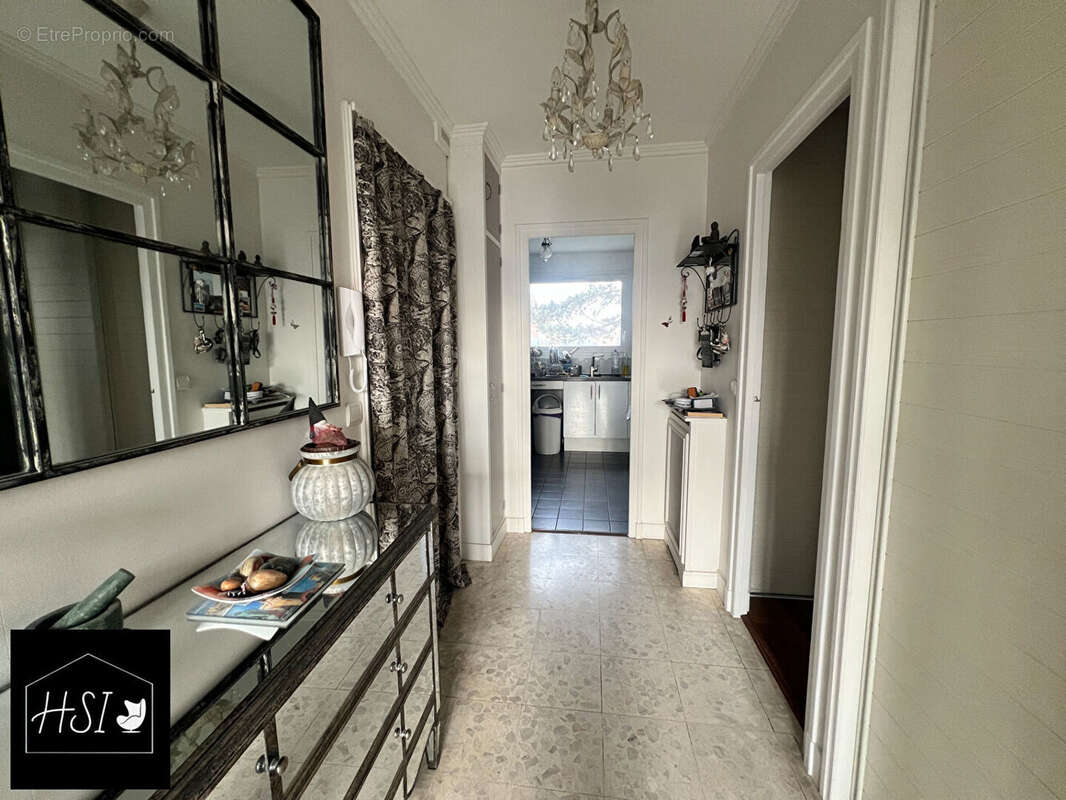 Appartement à BOIS-COLOMBES