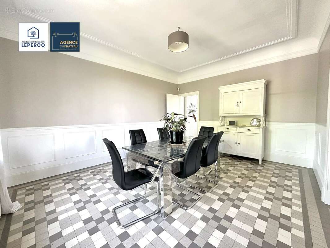 Maison à VILLERS-COTTERETS