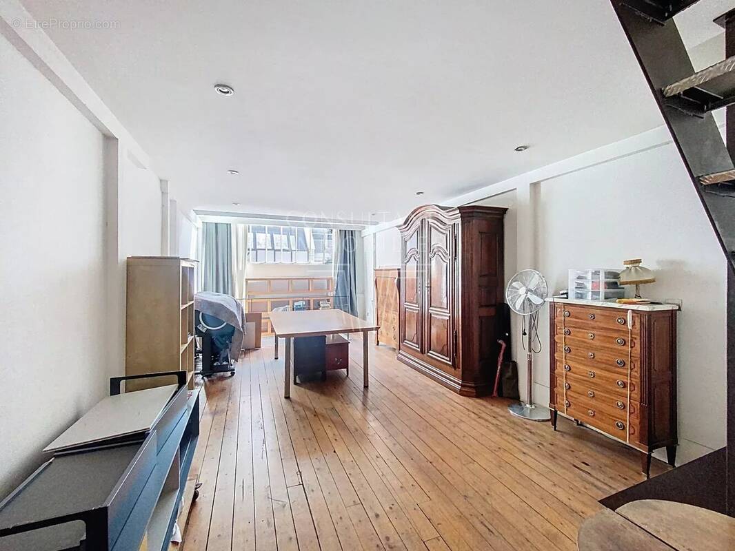 Appartement à PARIS-17E