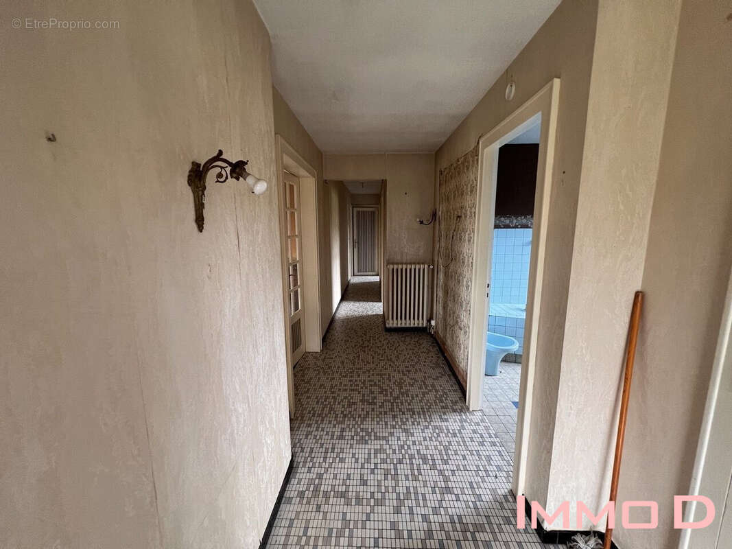 Maison à THAON-LES-VOSGES