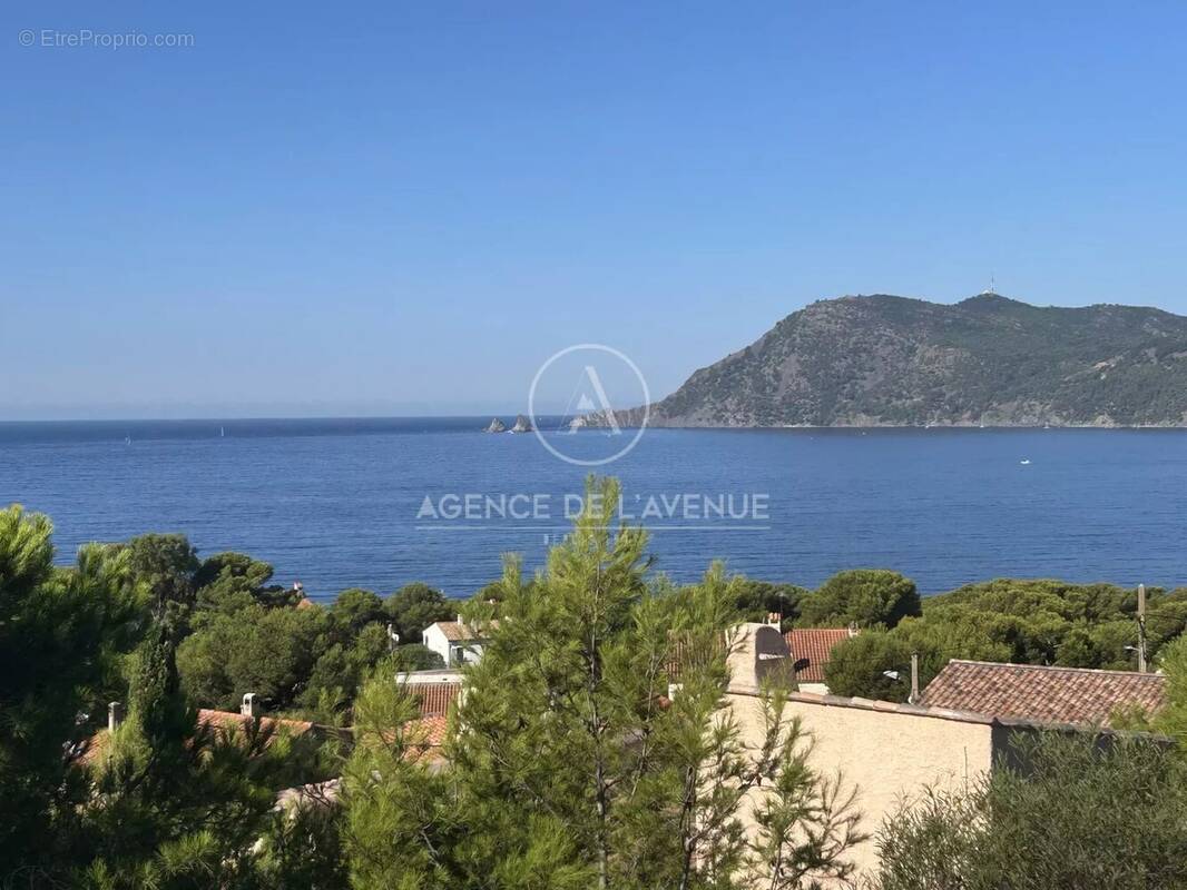 Appartement à SAINT-MANDRIER-SUR-MER