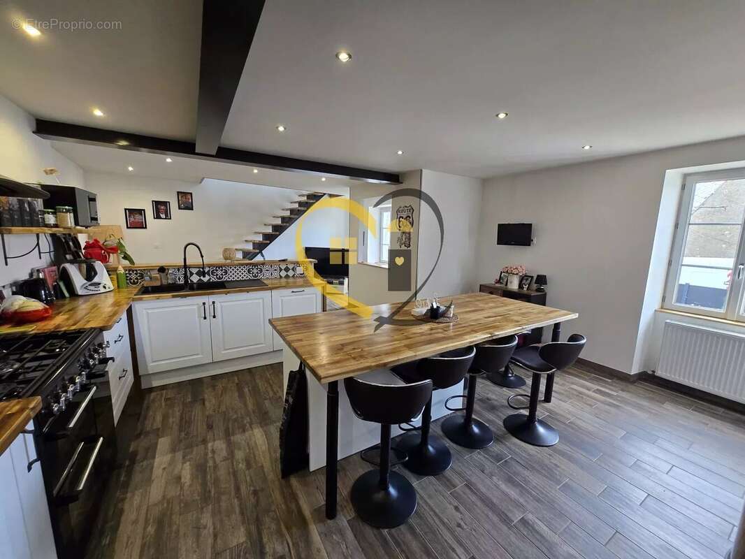 Maison à HENRICHEMONT