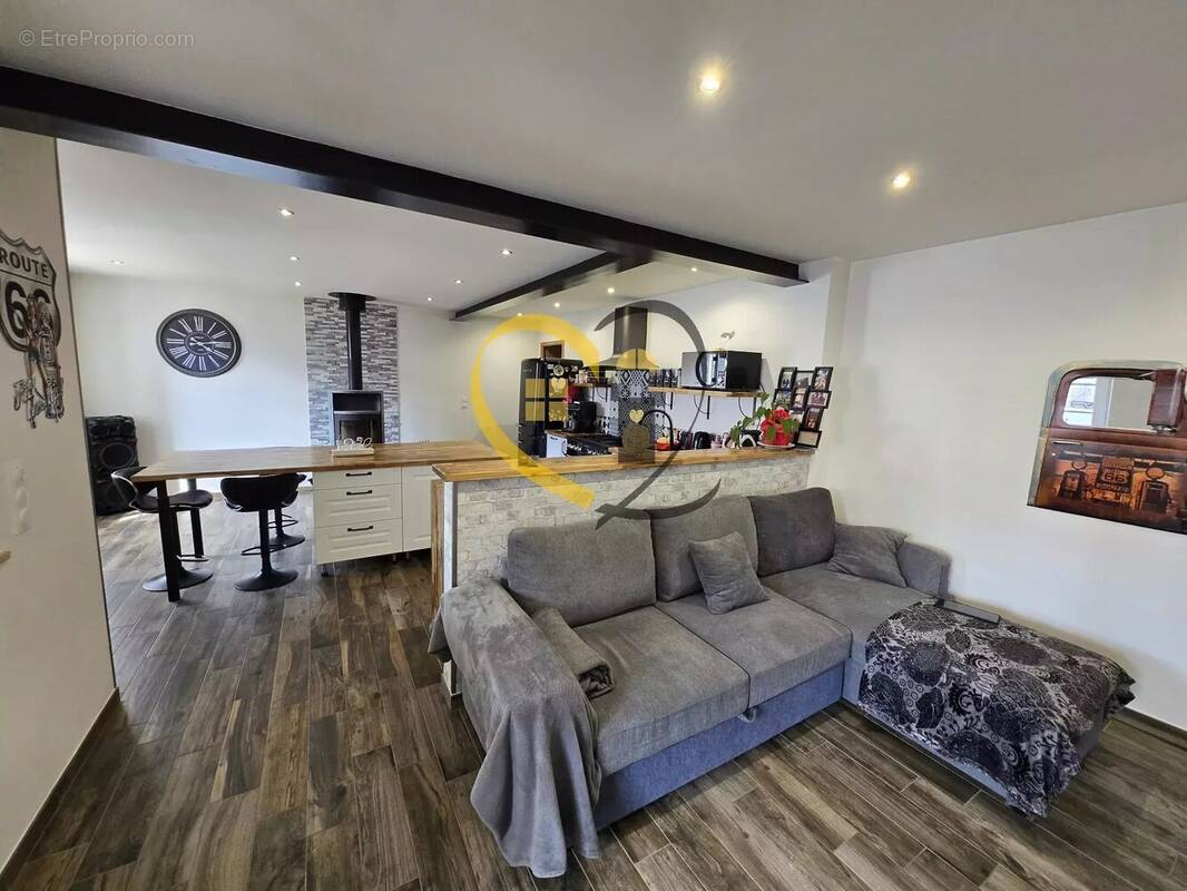 Maison à HENRICHEMONT