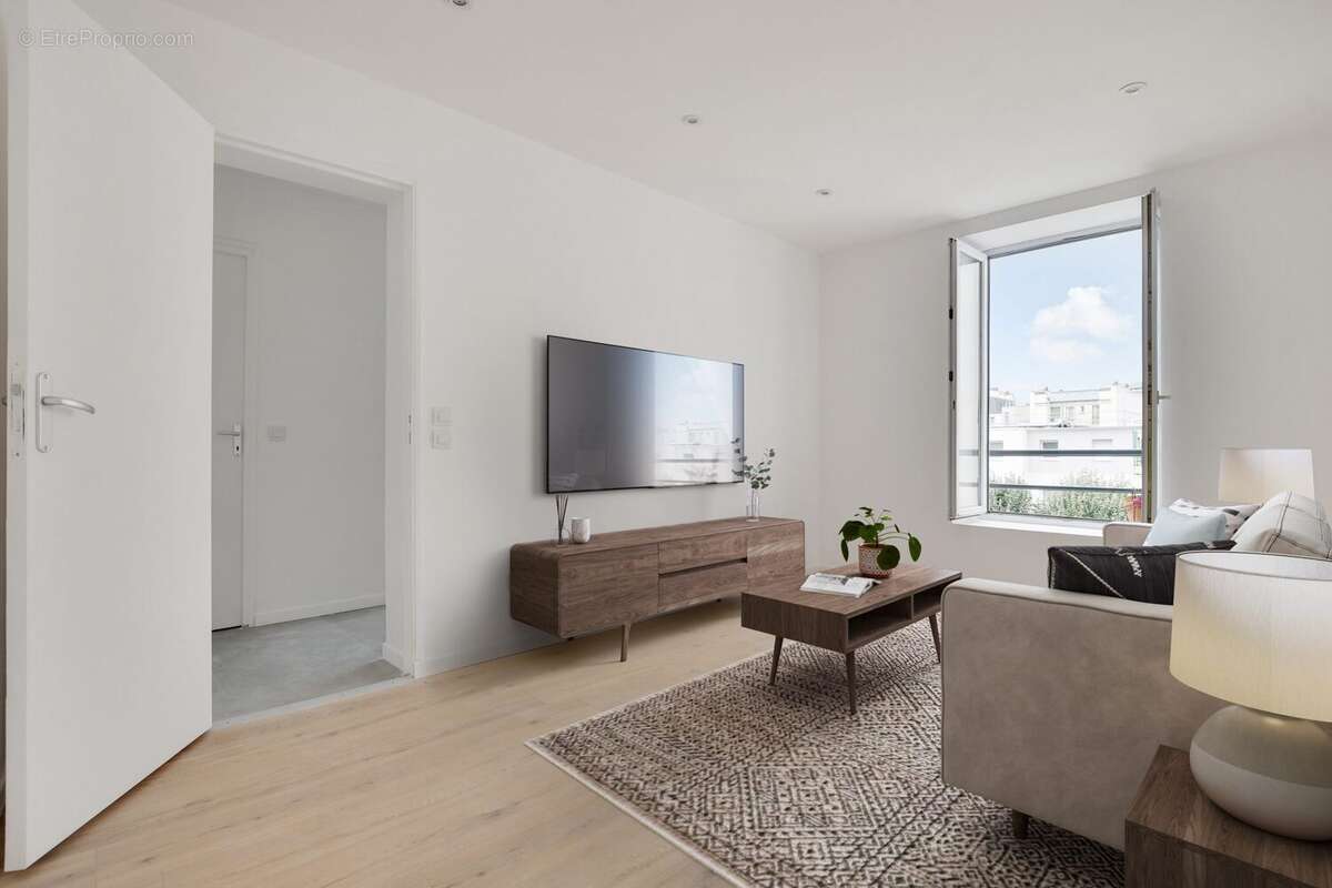 Appartement à PARIS-18E