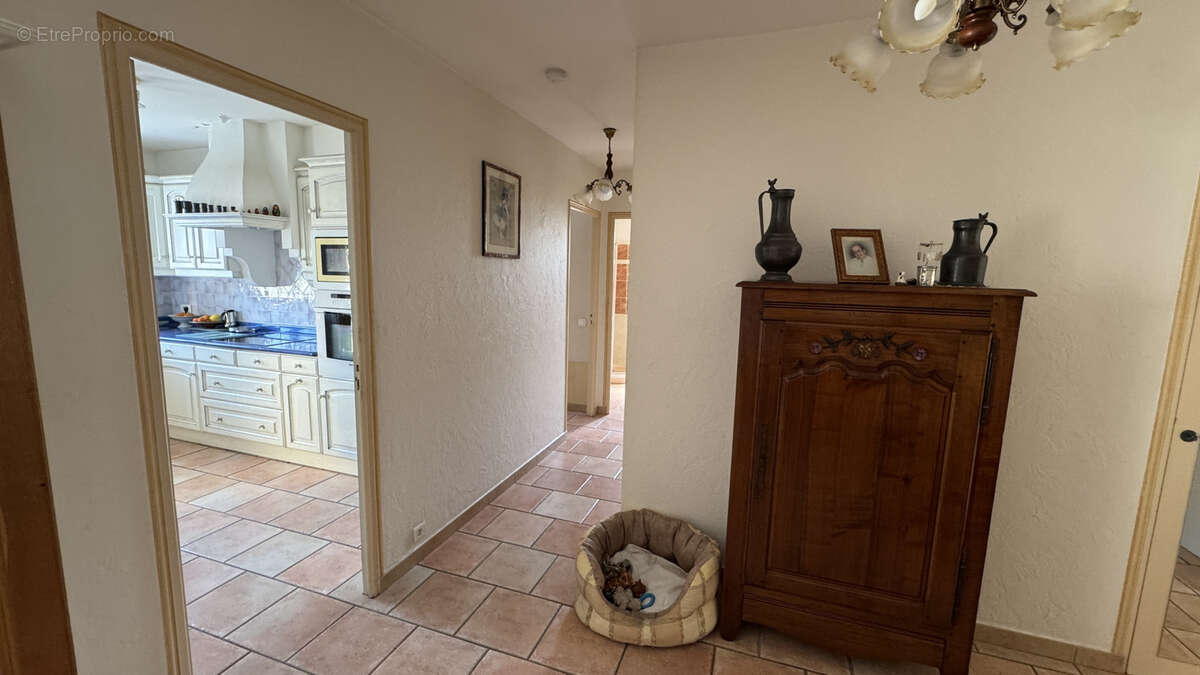 Appartement à PEYMEINADE