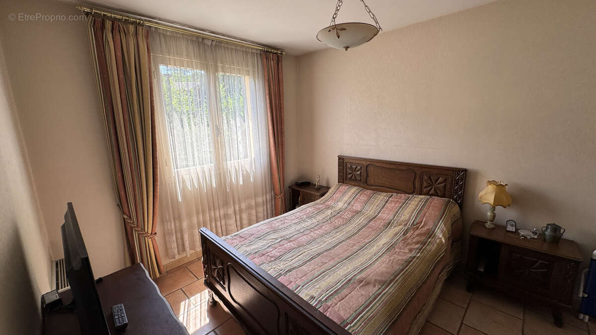 Appartement à PEYMEINADE