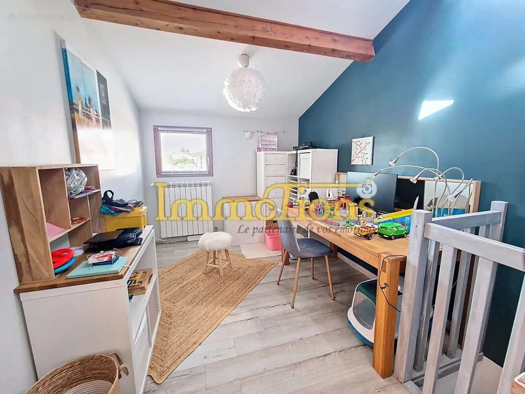 Maison à ROMANS-SUR-ISERE