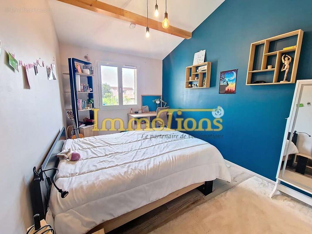 Maison à ROMANS-SUR-ISERE