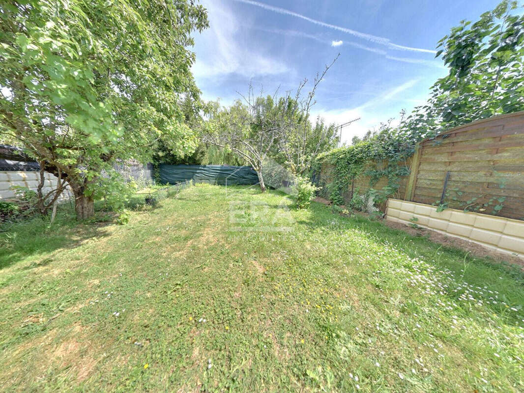 Maison à ROISSY-EN-BRIE