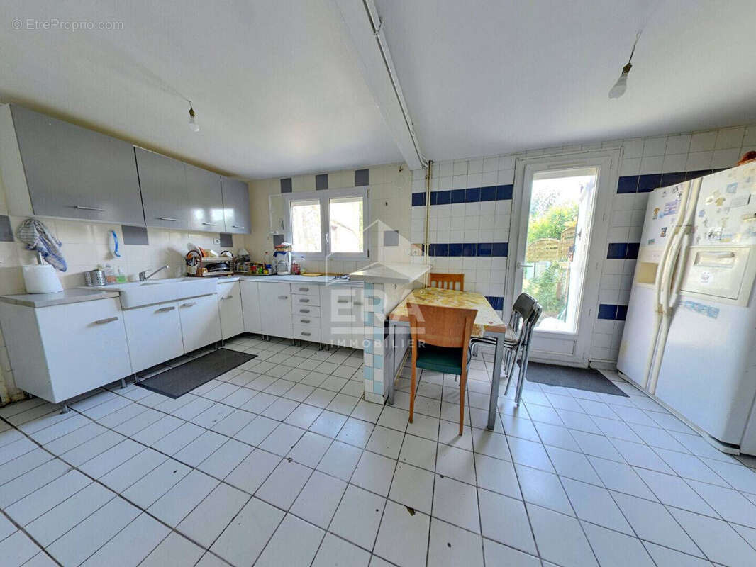 Maison à ROISSY-EN-BRIE