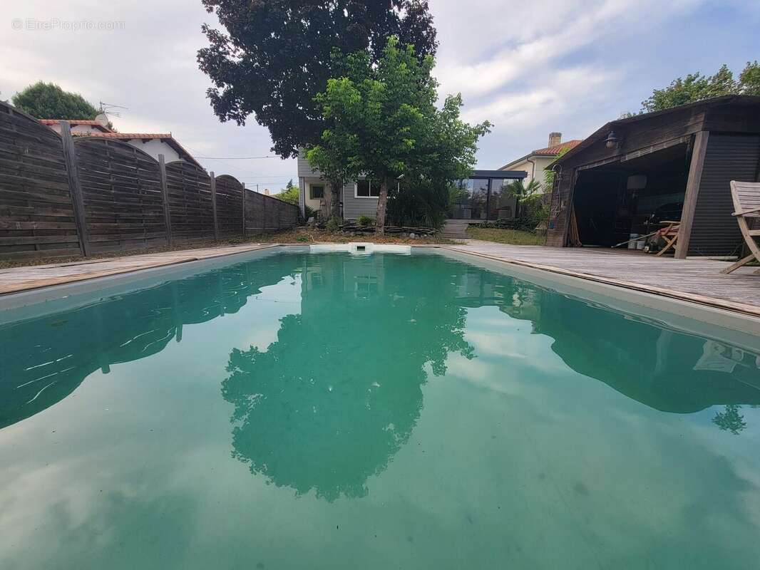 Maison à VILLENAVE-D&#039;ORNON