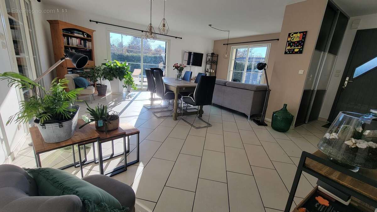 Maison à SAINT-SYMPHORIEN