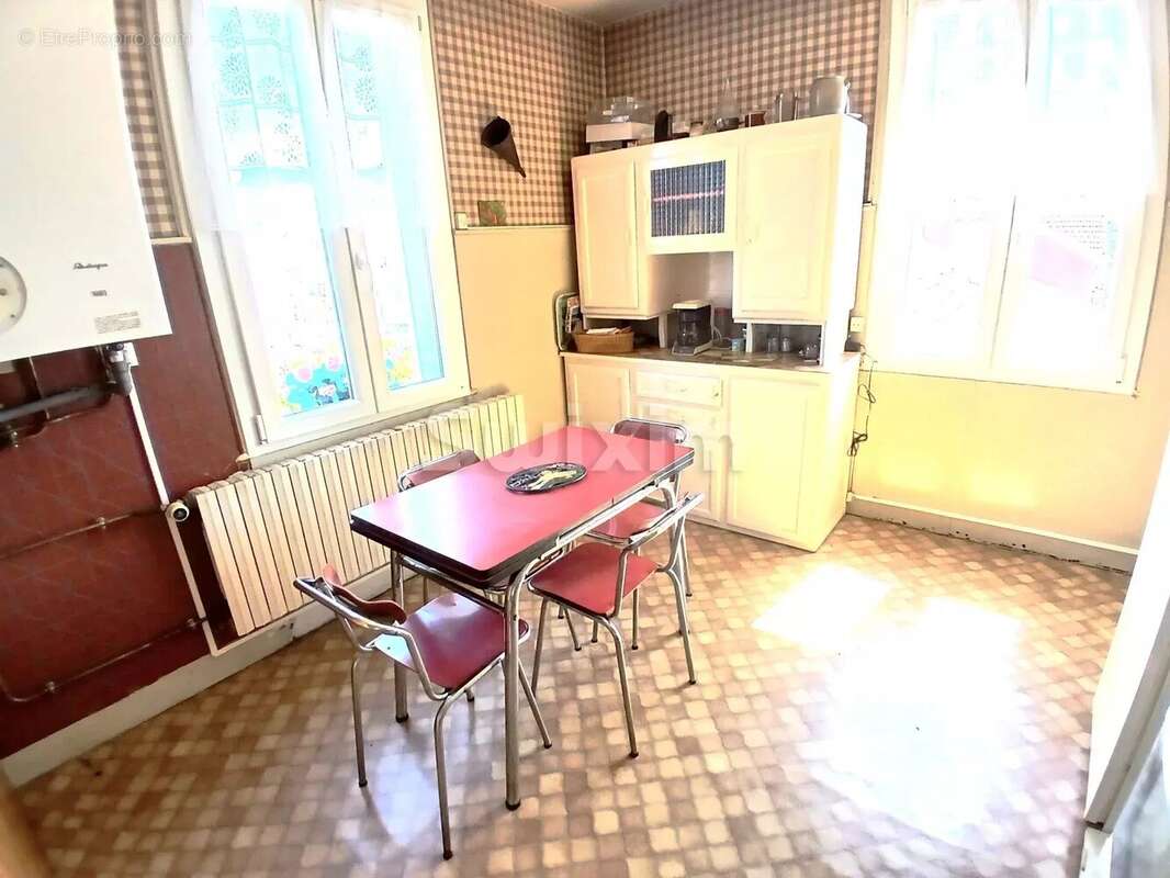 Maison à CHAMPAGNOLE