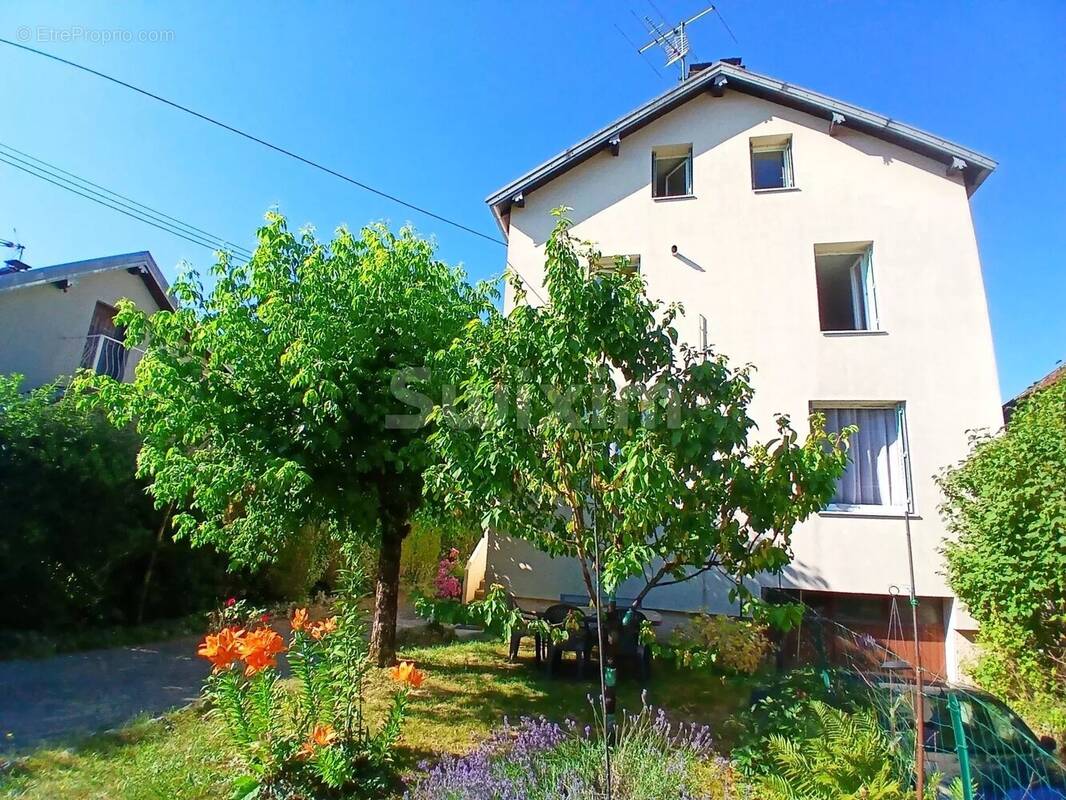 Maison à CHAMPAGNOLE