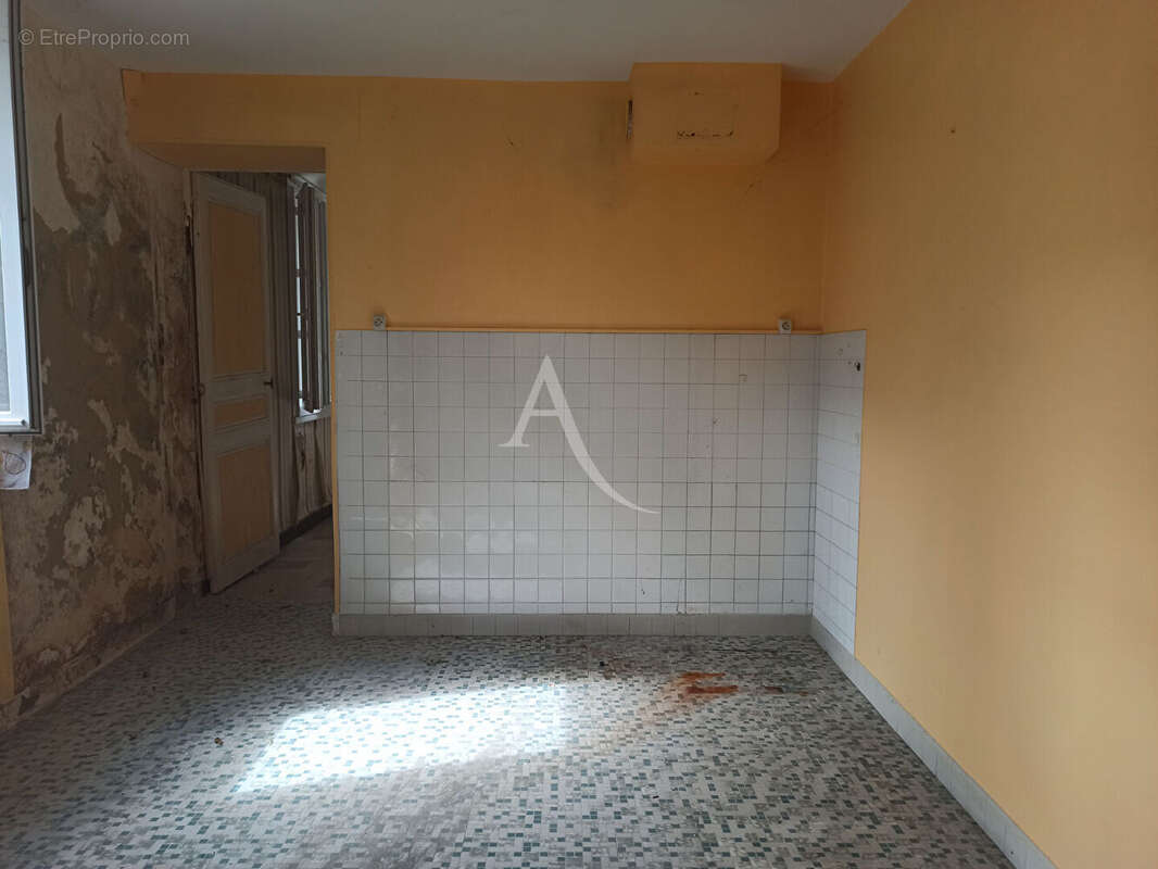 Maison à NOYERS-SUR-CHER