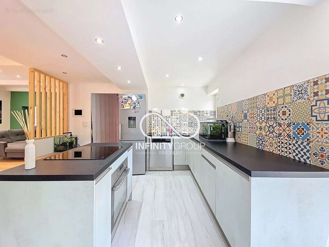 Appartement à L&#039;ESCARENE