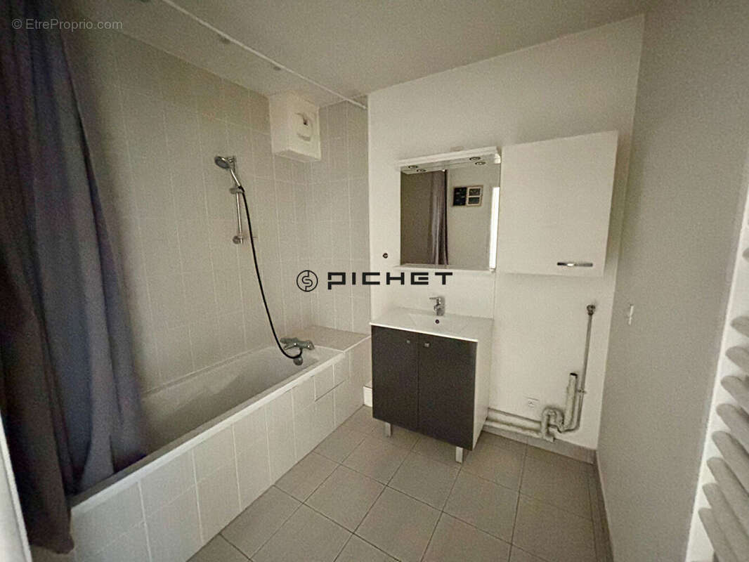 Appartement à LOGNES