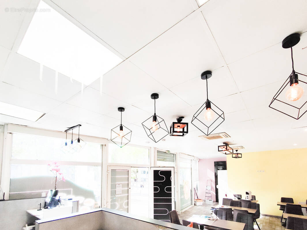 Commerce à AIX-EN-PROVENCE