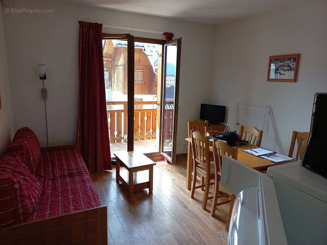 Appartement à ALBIEZ-MONTROND