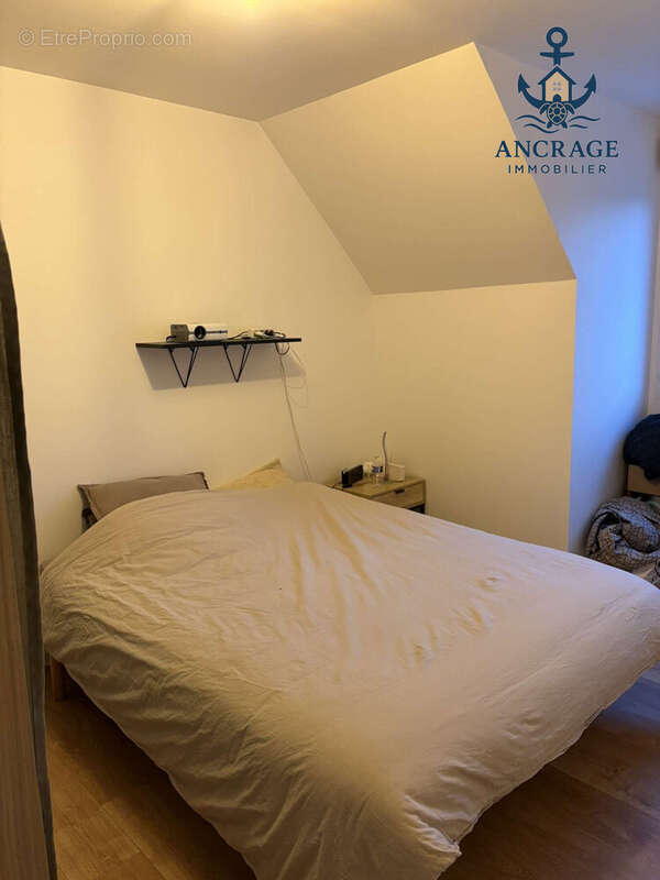 Maison à LA RIVIERE-SAINT-SAUVEUR