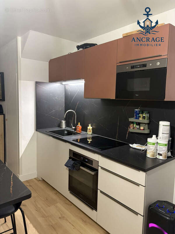 Maison à LA RIVIERE-SAINT-SAUVEUR