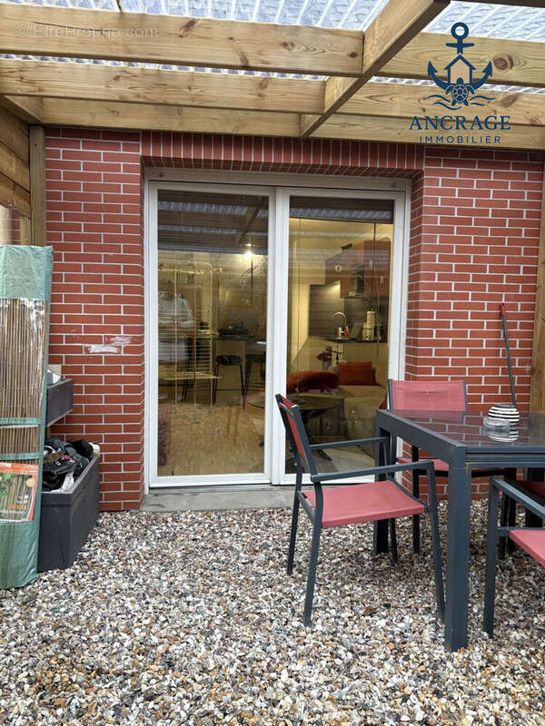 Maison à LA RIVIERE-SAINT-SAUVEUR