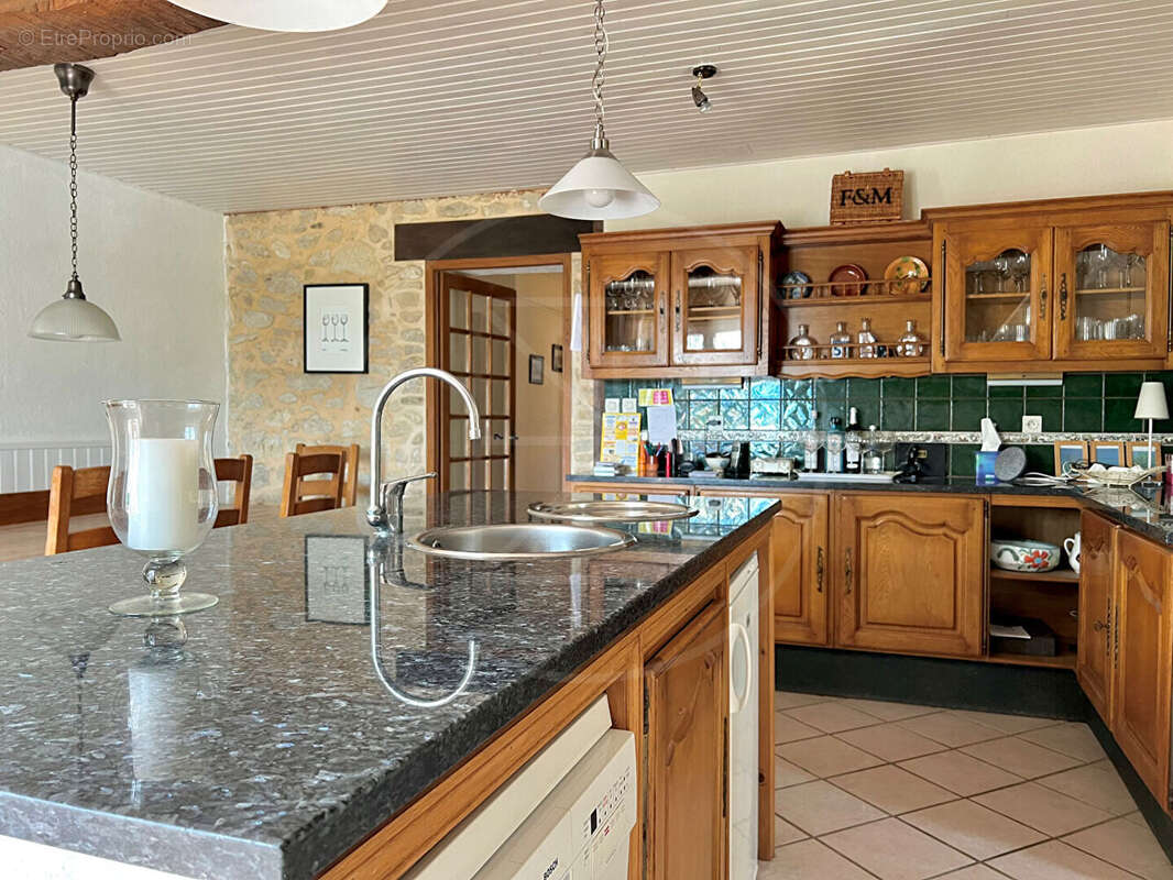 Maison à SAUVETERRE-DE-GUYENNE