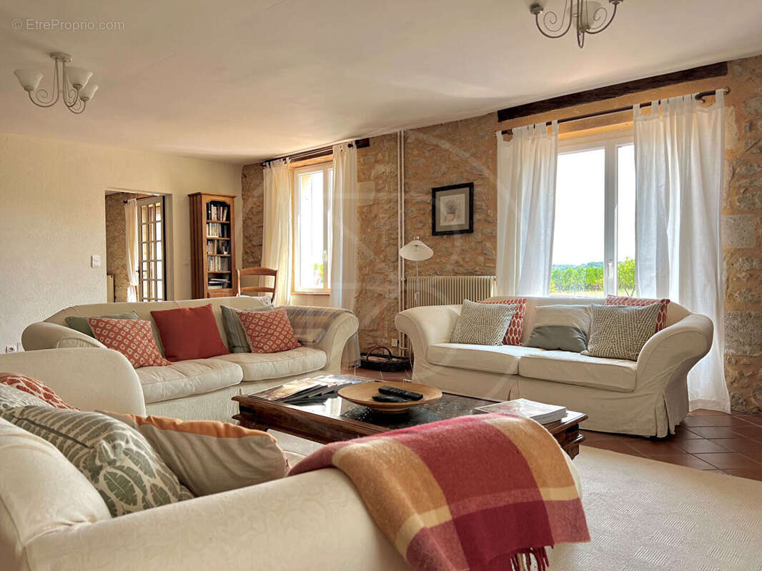 Maison à SAUVETERRE-DE-GUYENNE