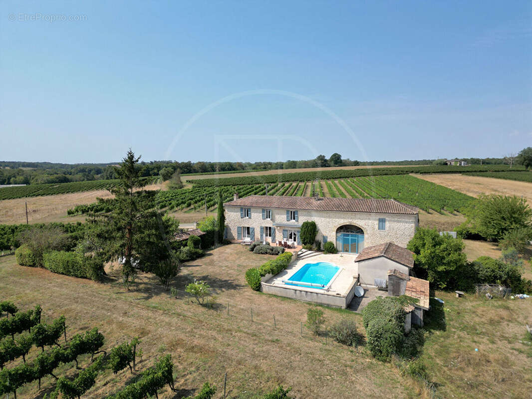 Maison à SAUVETERRE-DE-GUYENNE