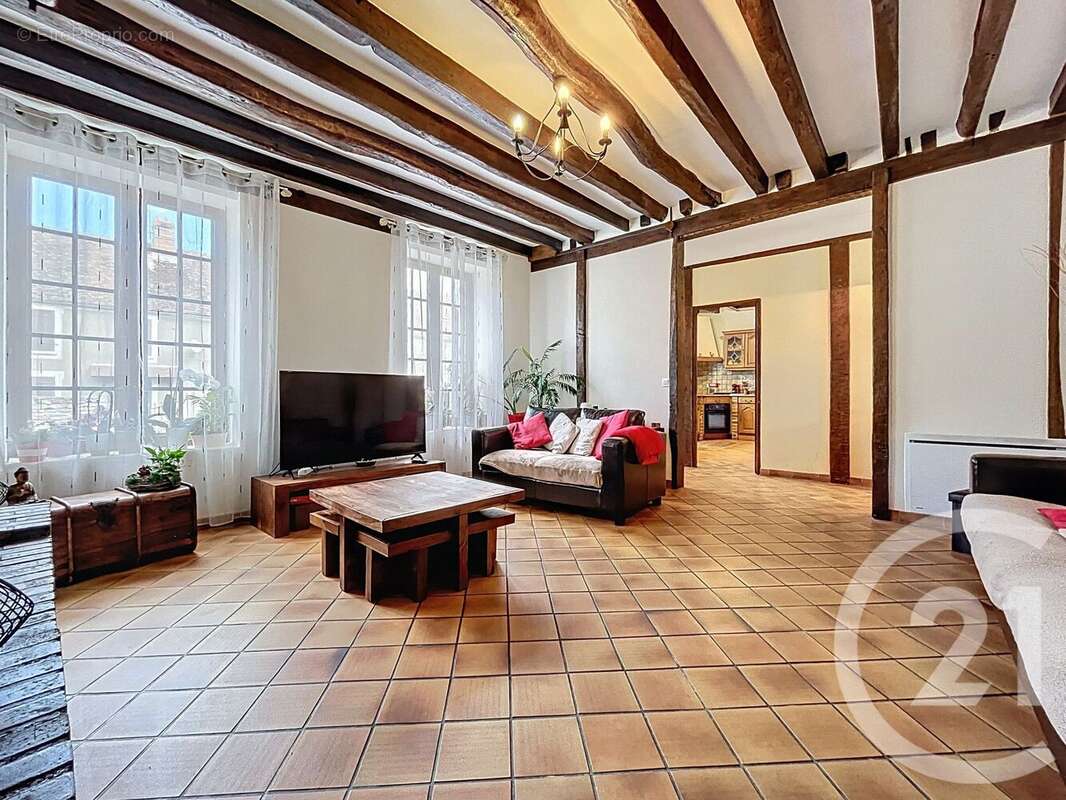 Maison à FONTENAILLES