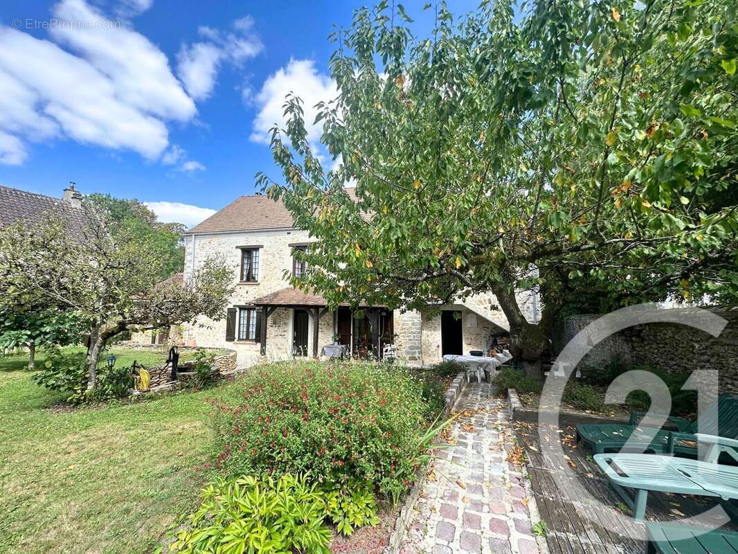 Maison à FONTENAILLES