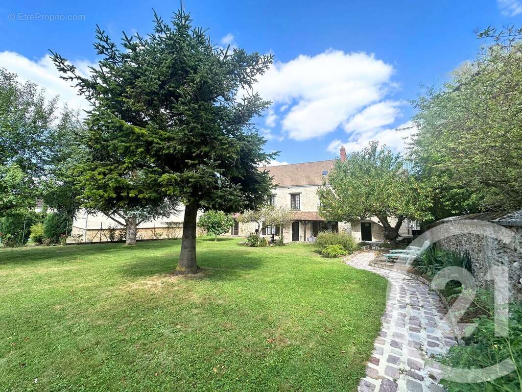 Maison à FONTENAILLES