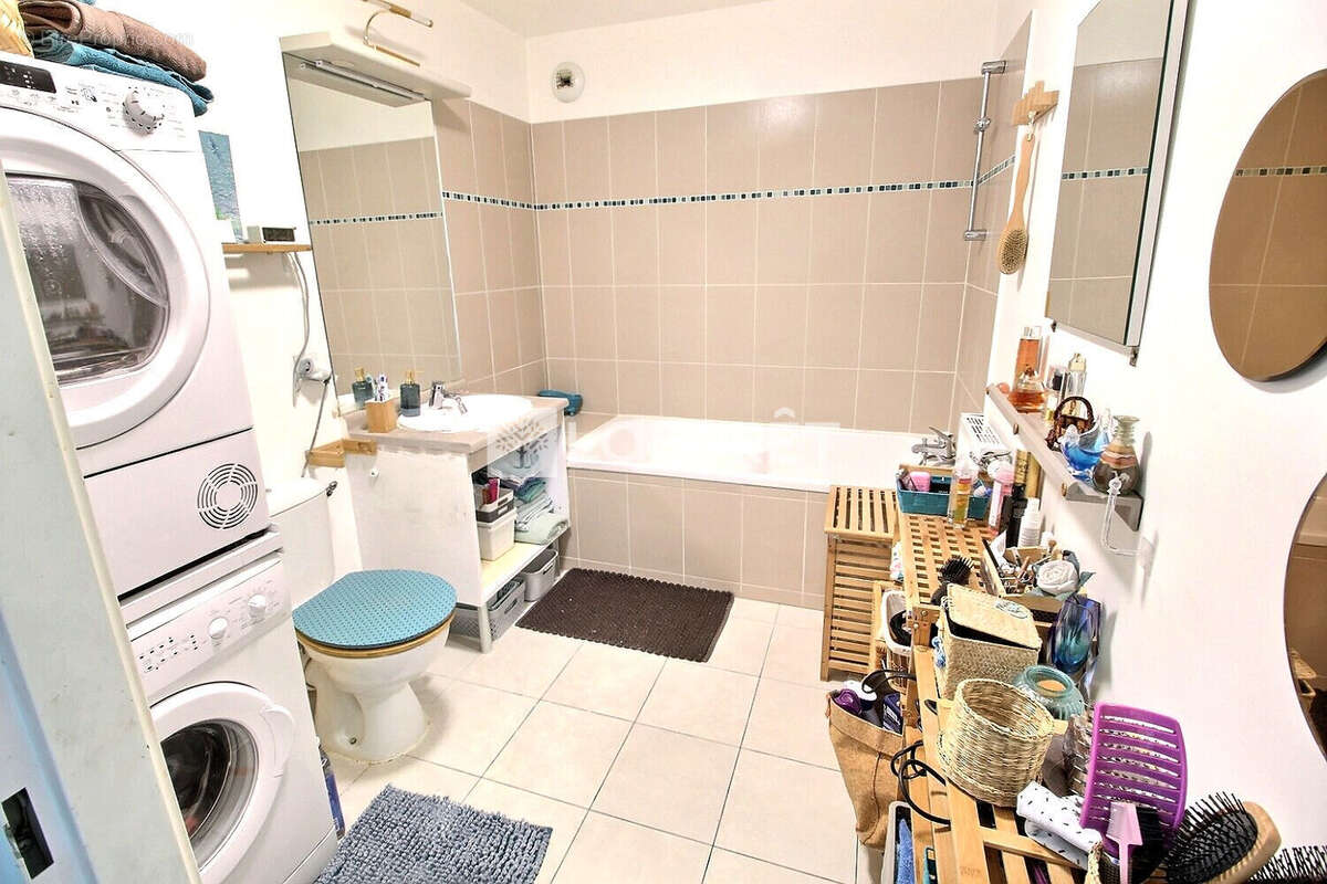 Appartement à GENNEVILLIERS