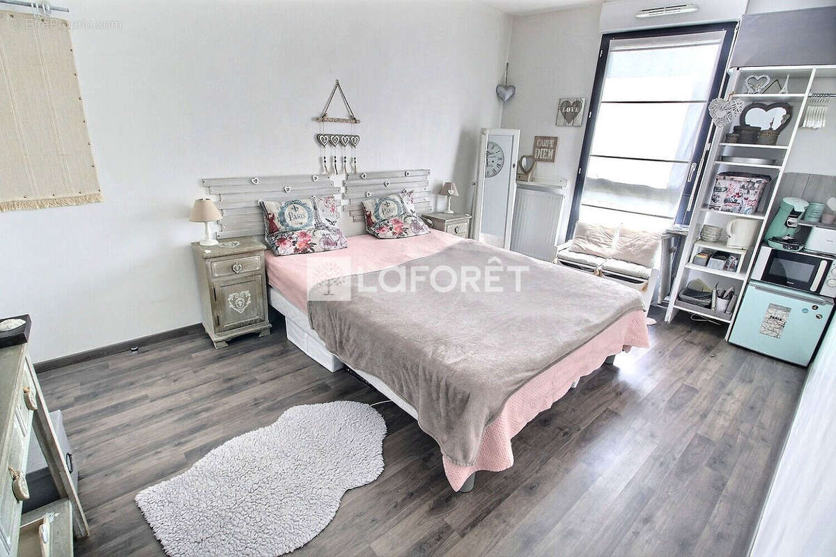 Appartement à GENNEVILLIERS