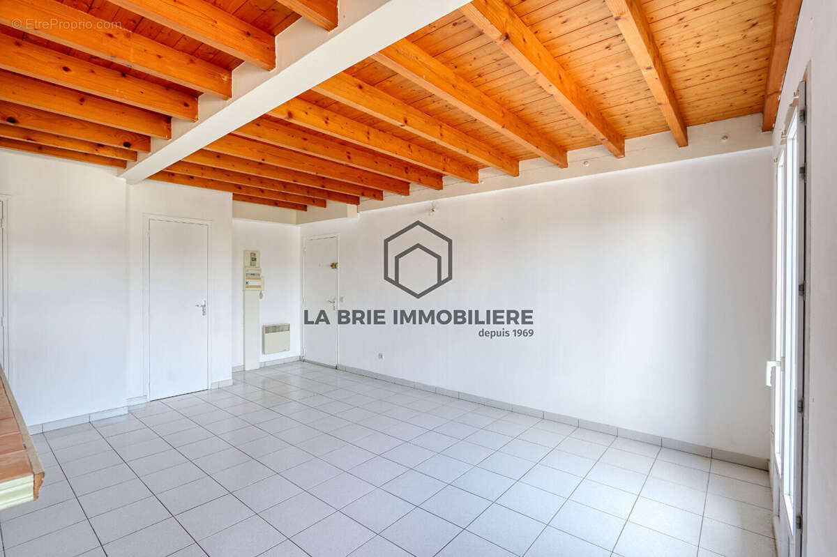 Appartement à VILLECRESNES