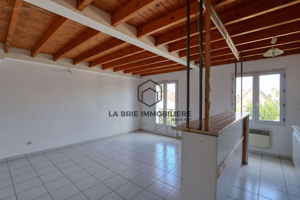 Appartement à VILLECRESNES