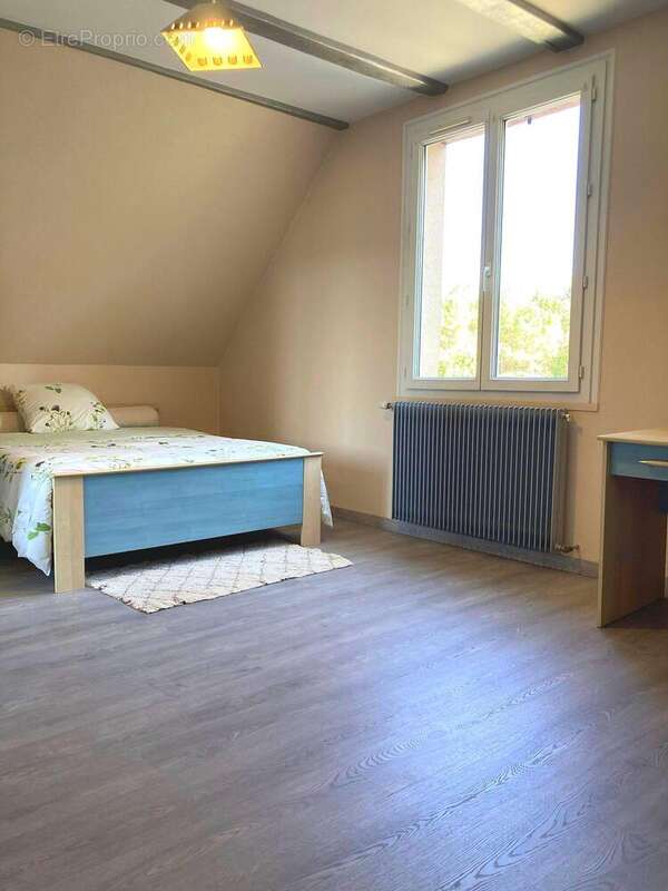 Maison à SAINT-OUEN-EN-BELIN