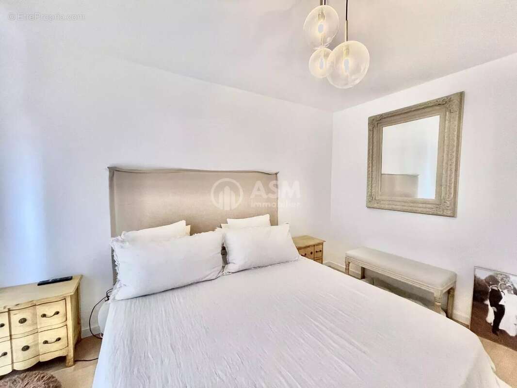 Appartement à CLICHY