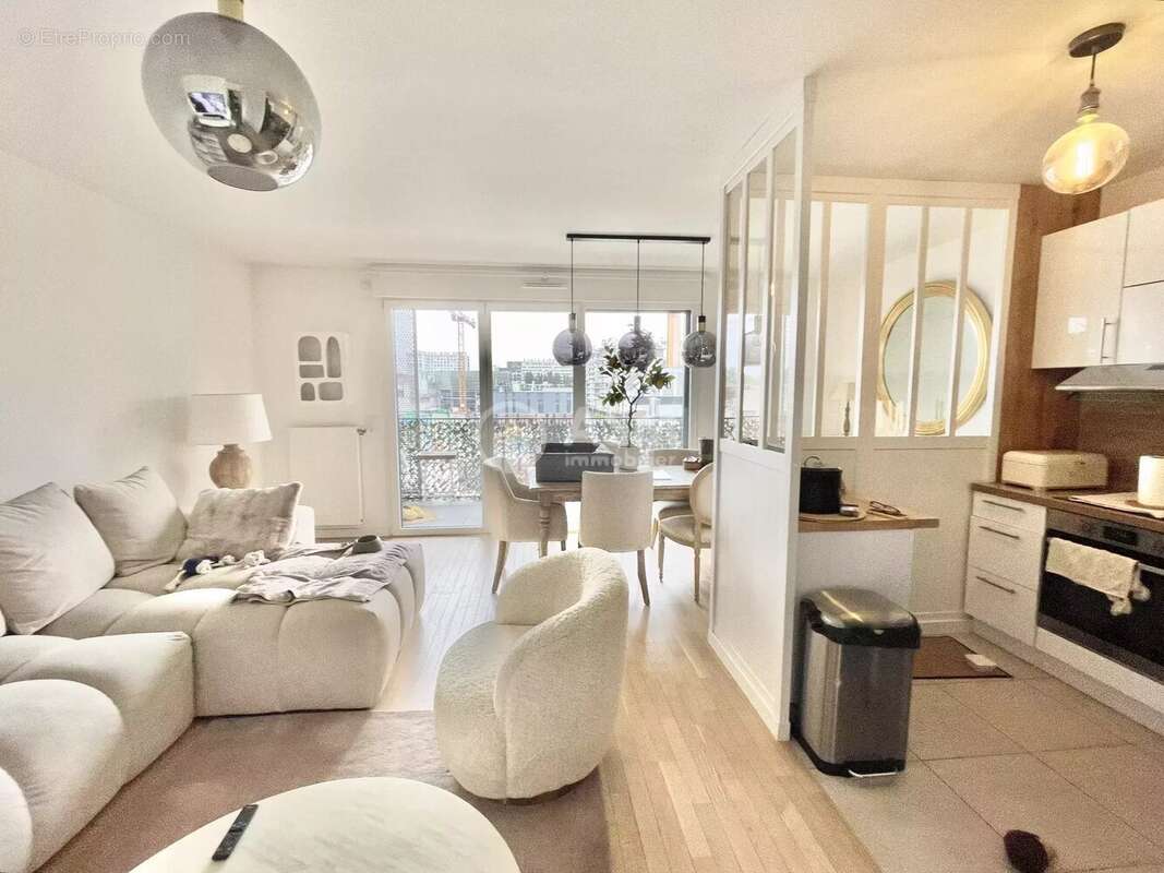 Appartement à CLICHY