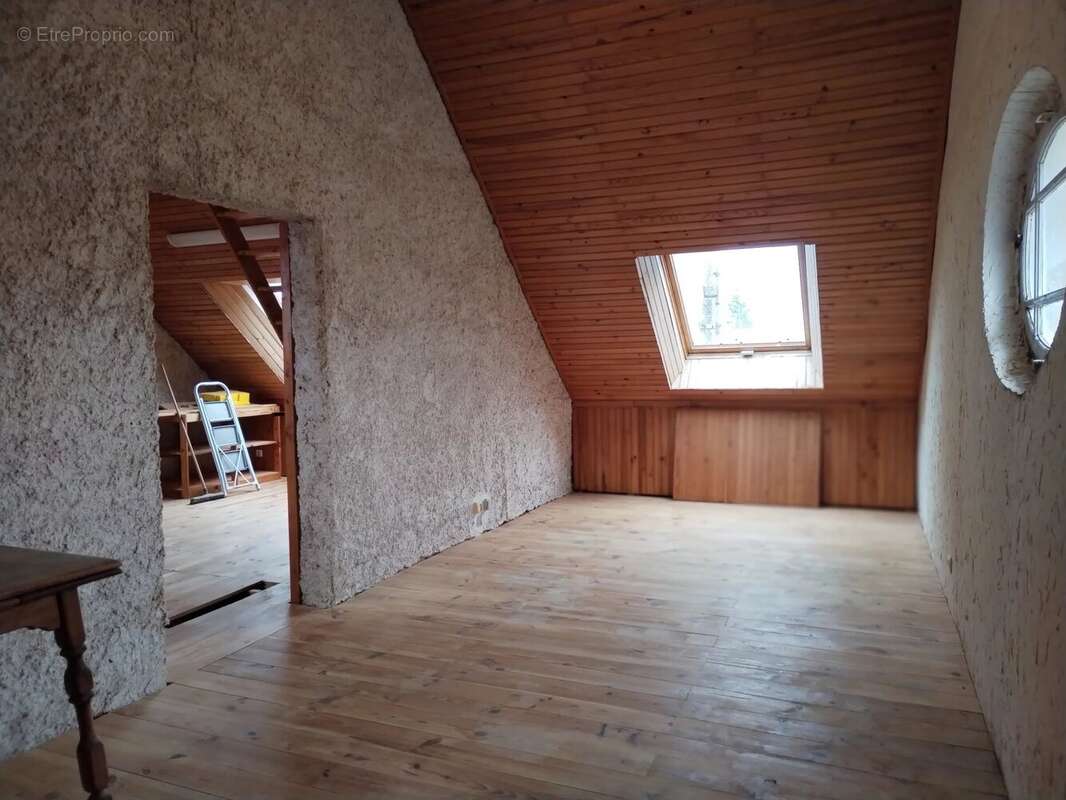 Maison à MONTIGNY-SUR-LOING