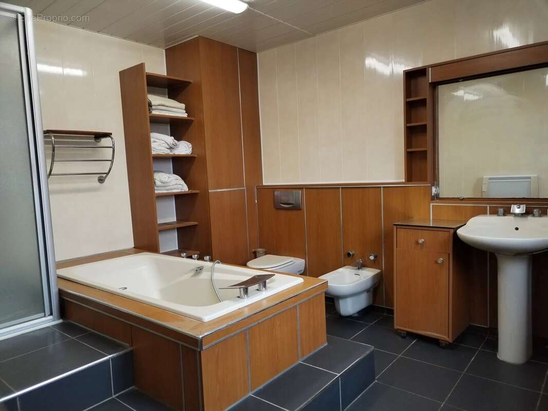 Maison à MONTIGNY-SUR-LOING