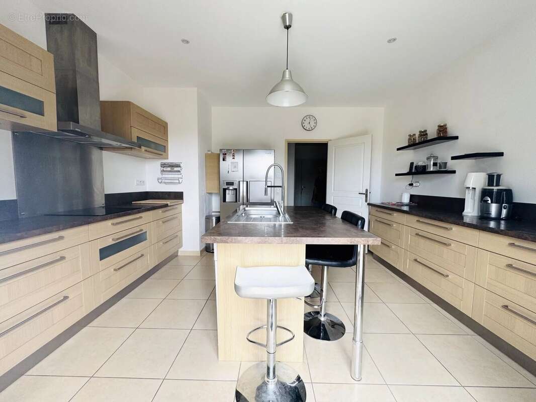 Maison à MOISSAC-BELLEVUE