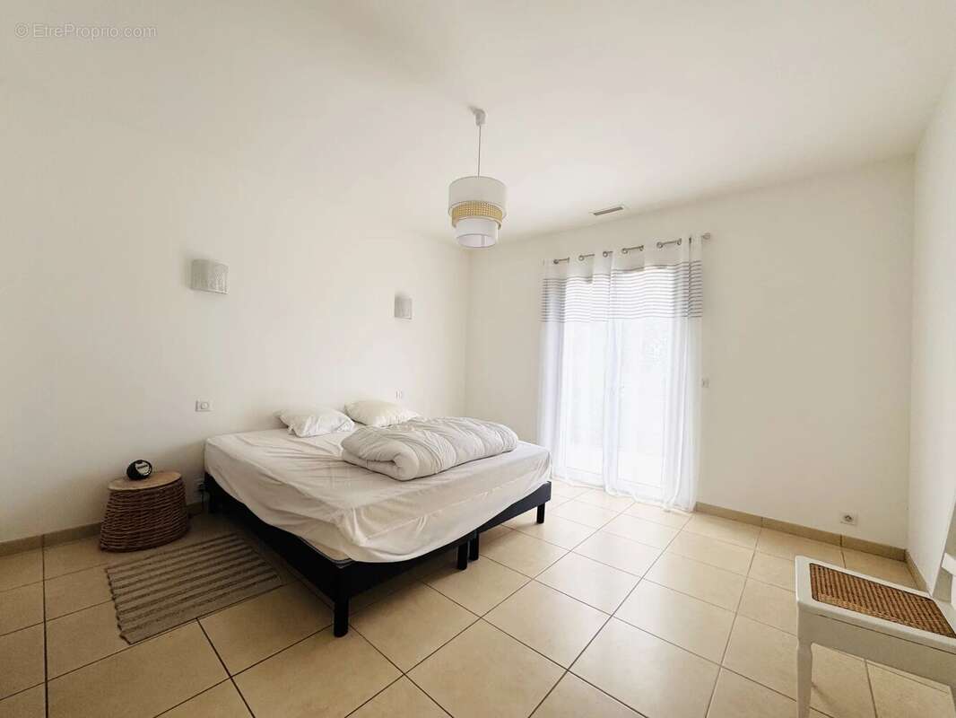 Maison à MOISSAC-BELLEVUE