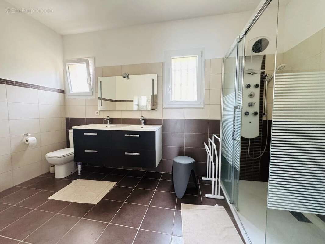 Maison à MOISSAC-BELLEVUE