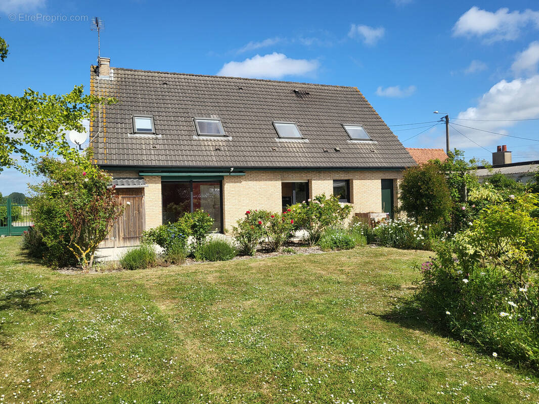 Maison à COUDEKERQUE