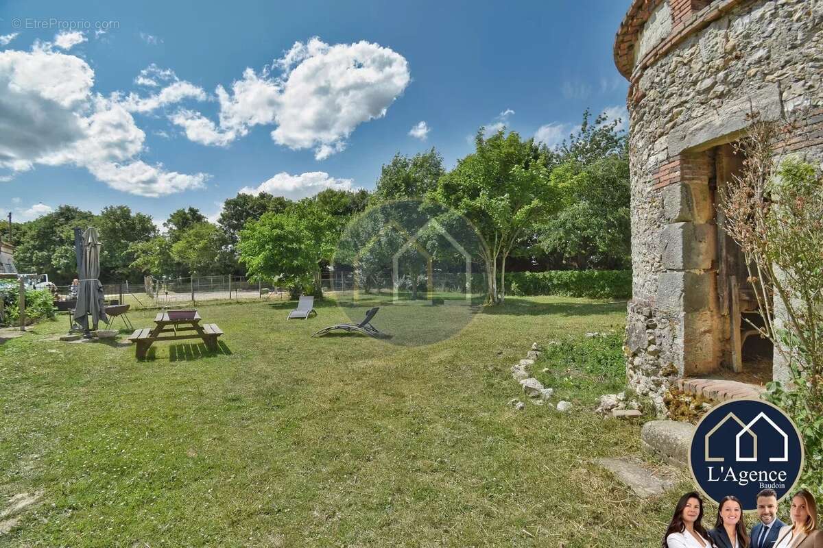 Maison à CHATEAUNEUF-EN-THYMERAIS